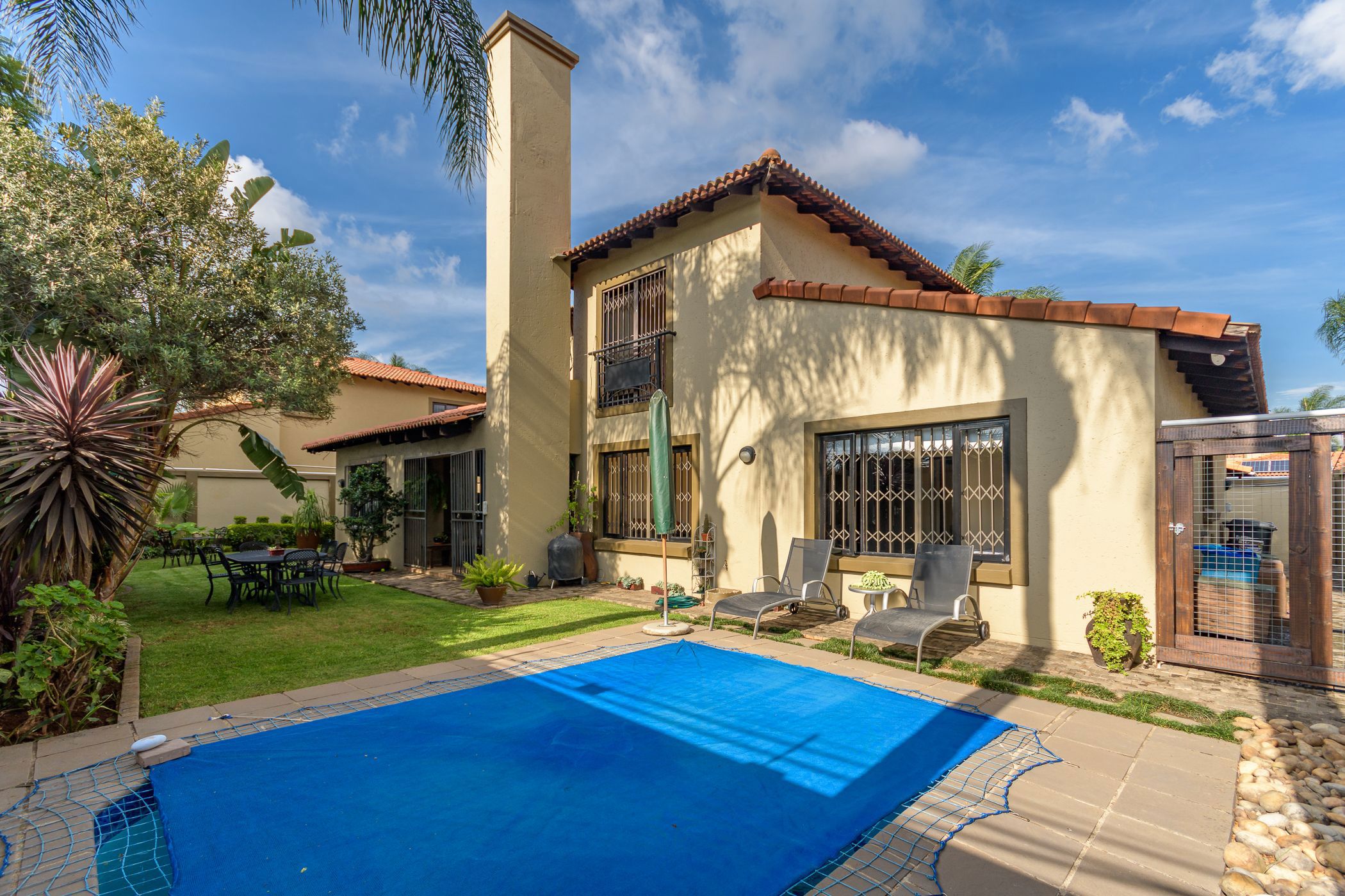 Double-storey cluster sold in Bedfordview - BED1690609