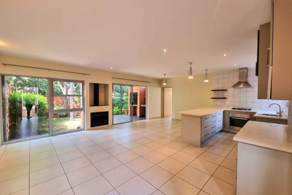 Townhouse to rent in Southdowns Estate - CNL1720259