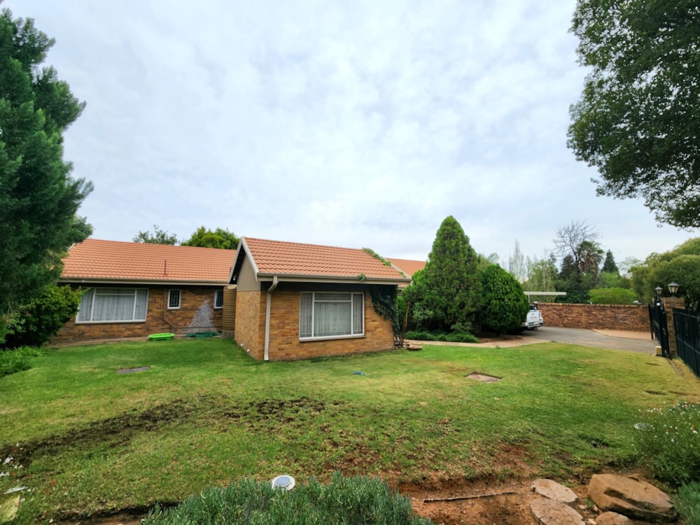 House for sale in Fichardt Park - 1BX1653030 House for sale in Fichardt Park - 1BX1653030