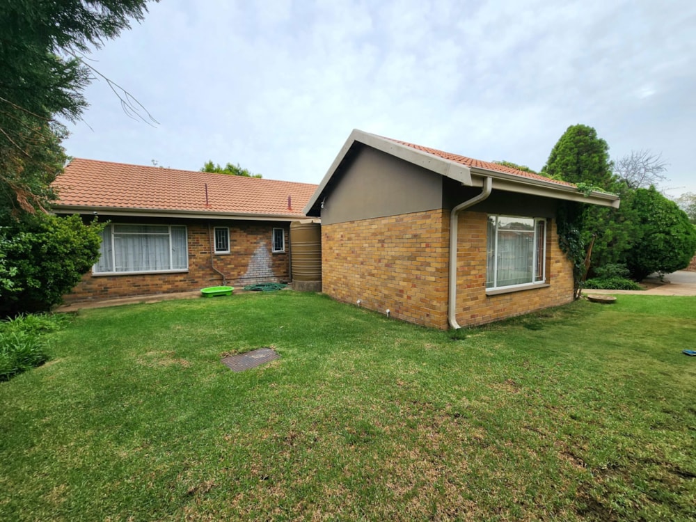 House for sale in Fichardt Park - 1BX1653030 House for sale in Fichardt Park - 1BX1653030