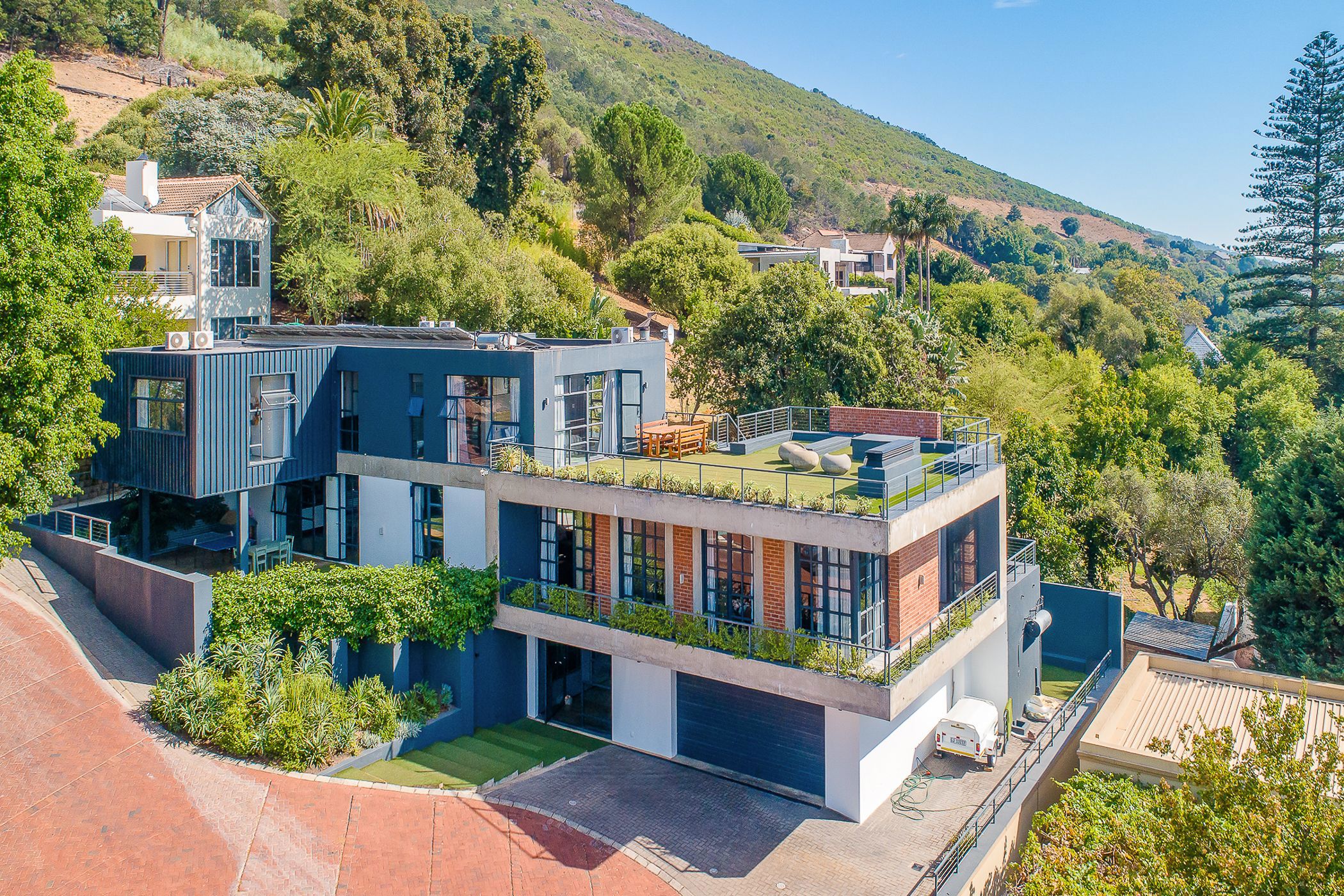 House sold in Paarl - TK1651965