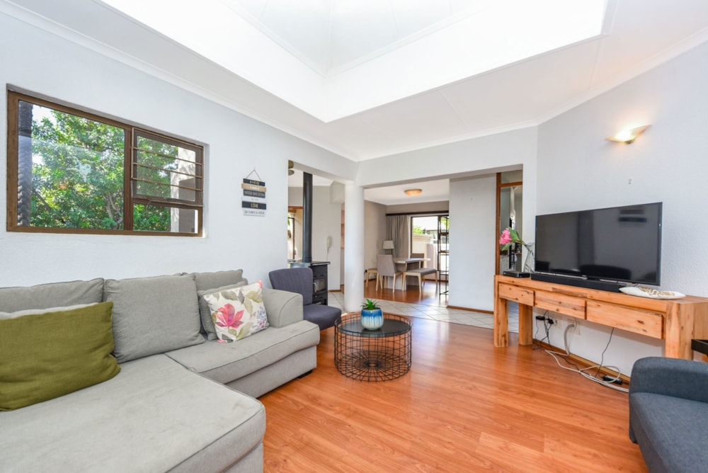 Single-storey cluster sold in Beverley - FW1656031 Single-storey cluster sold in Beverley - FW1656031