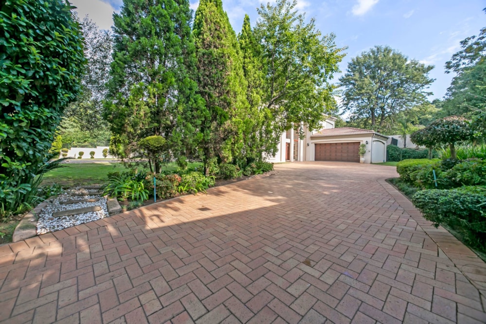 Double-storey cluster let in Bryanston - JBL1703702 Double-storey cluster let in Bryanston - JBL1703702