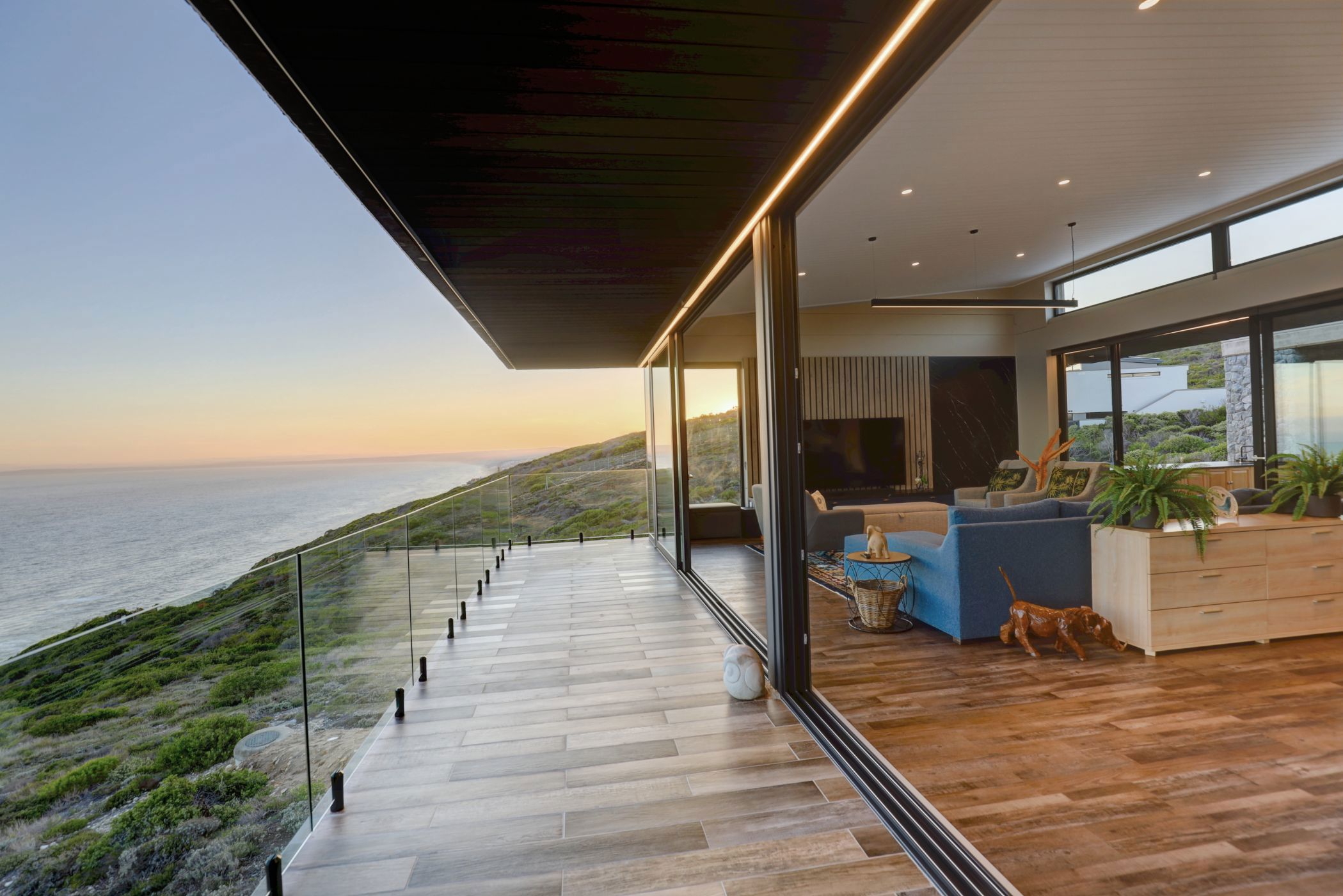 House for sale in Dana Bay - 1MB1655749