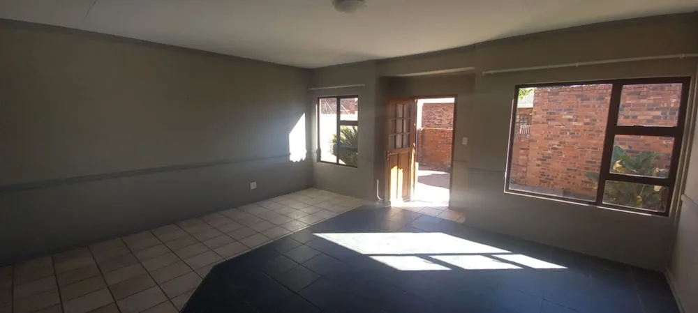 Townhouse let in Pellissier - 1BX1748557 Townhouse let in Pellissier - 1BX1748557