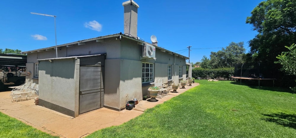 House for sale in Barkly West - 1KJ1652795 House for sale in Barkly West - 1KJ1652795