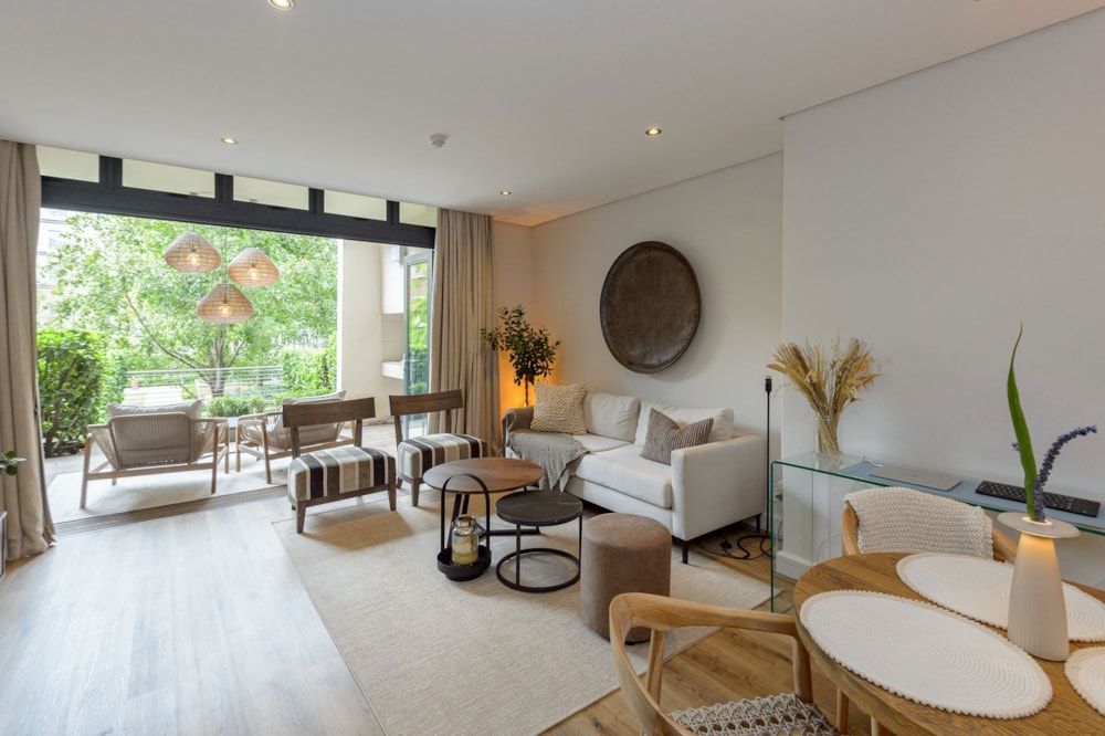 Apartment for sale in Melrose Arch - JD1490191 Apartment for sale in Melrose Arch - JD1490191