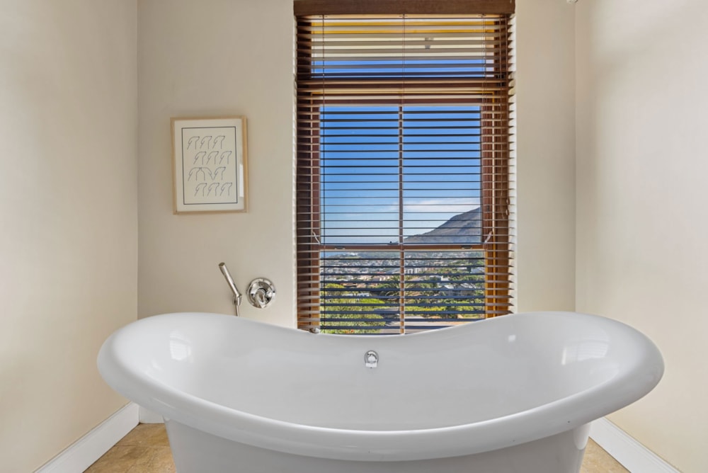 House to rent in Camps Bay - BYL1731272