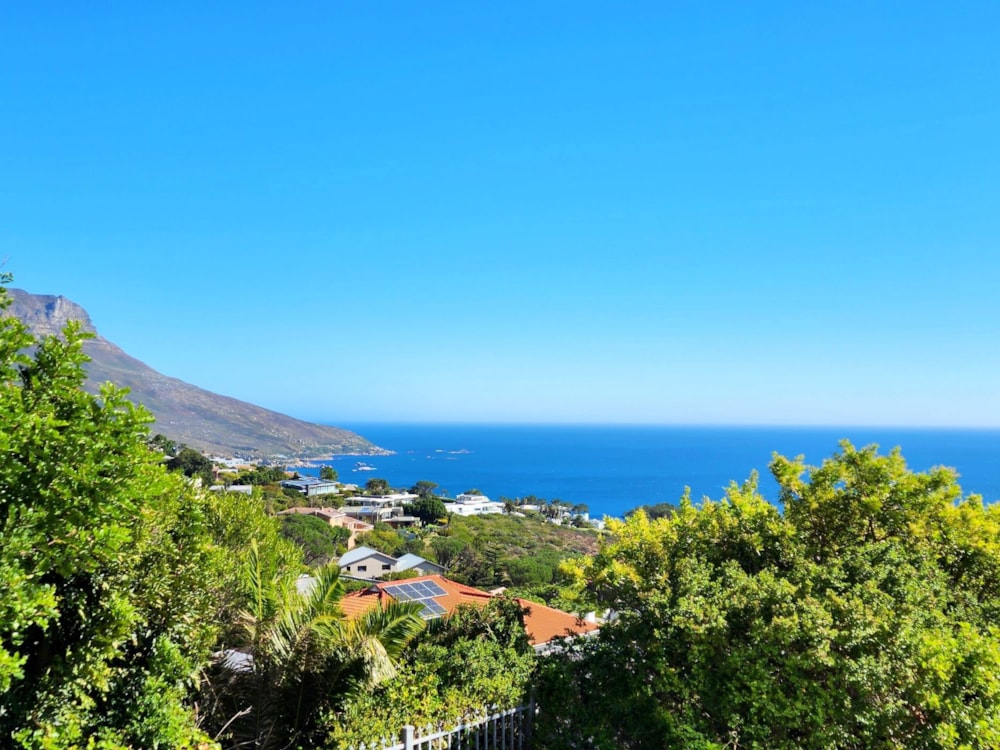 Apartment sold in Camps Bay - AS1710000