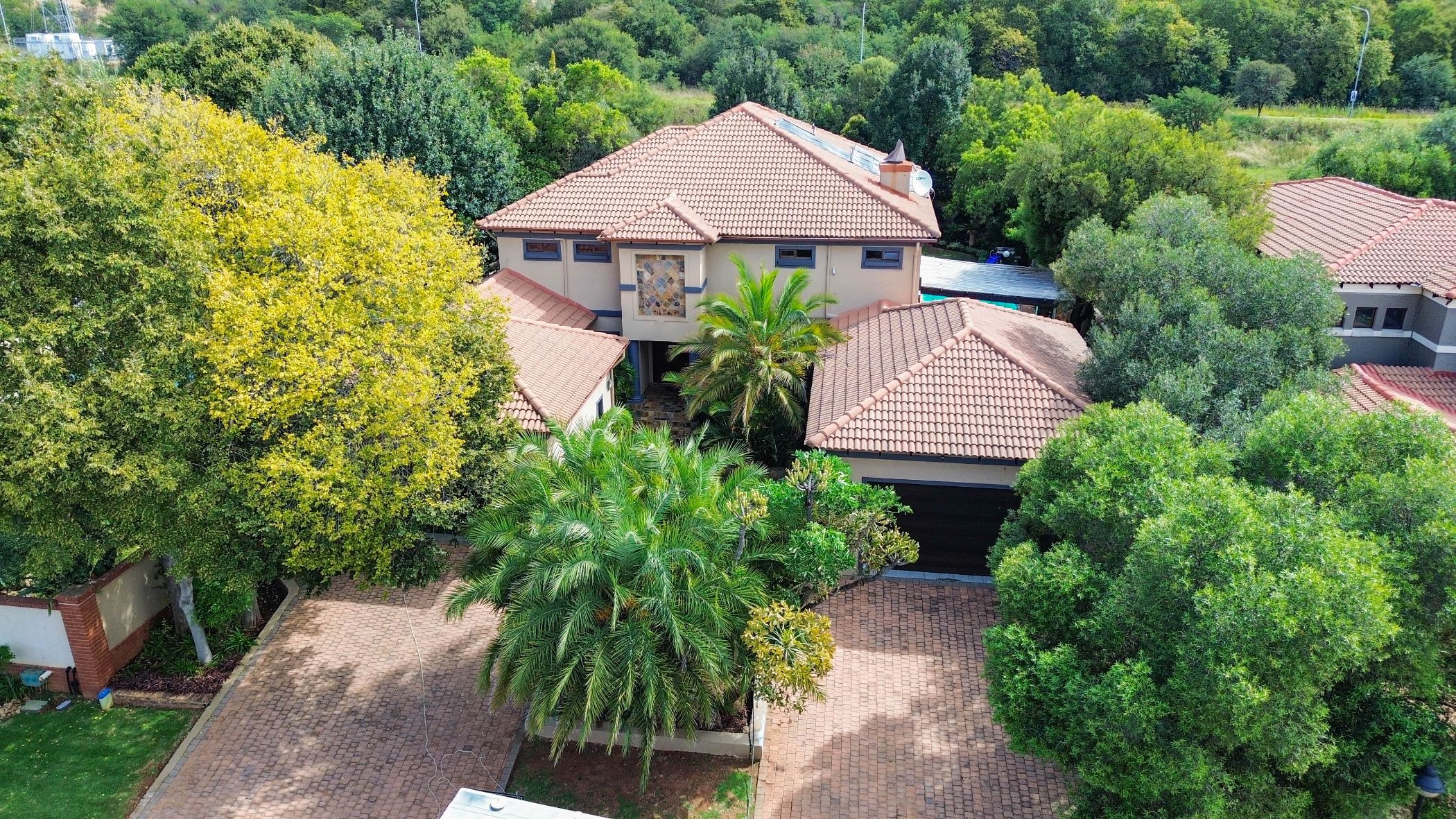 Security estate home for sale in Midstream Estate - CN1605956