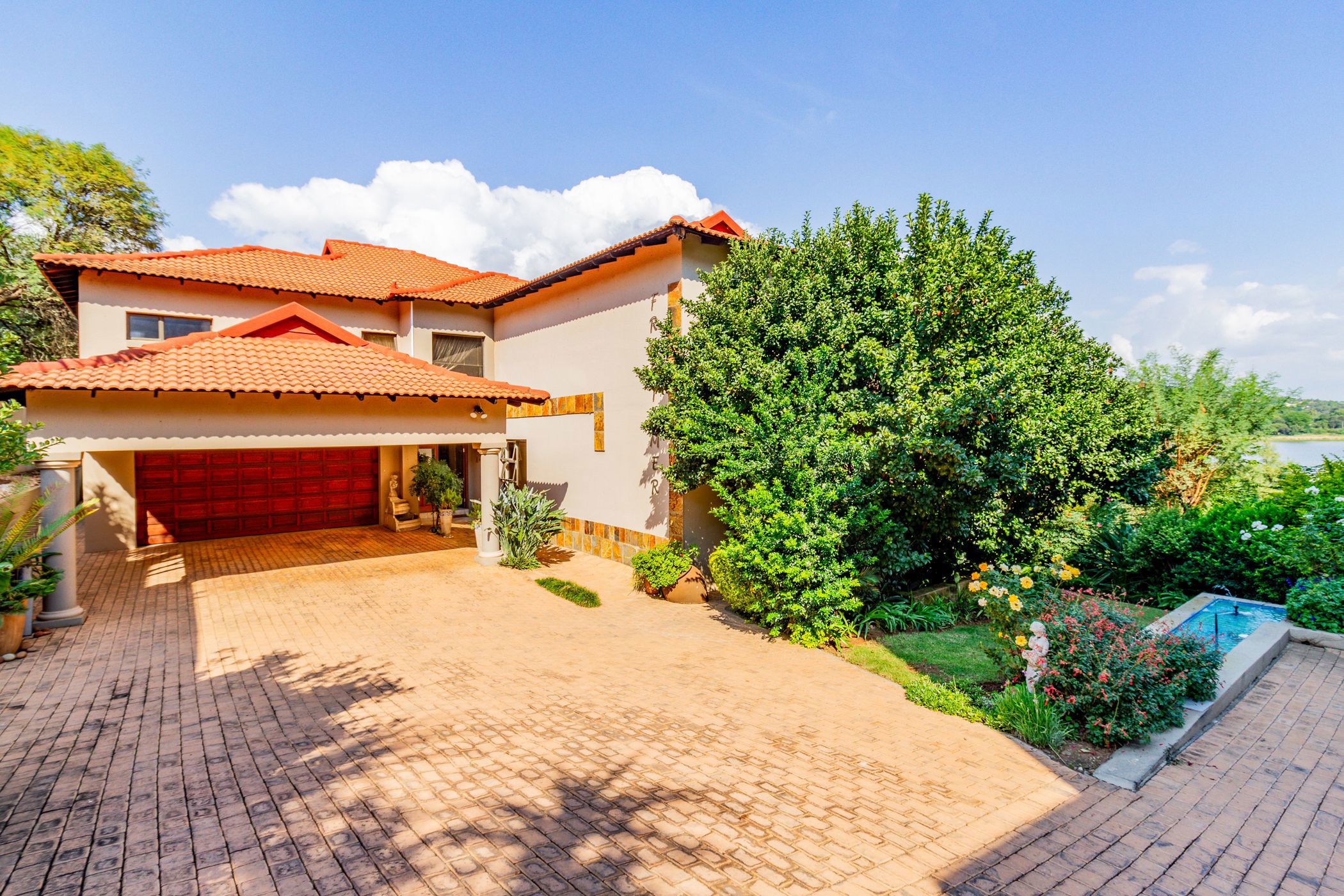 House for sale in Birdwood - 1HR1655933