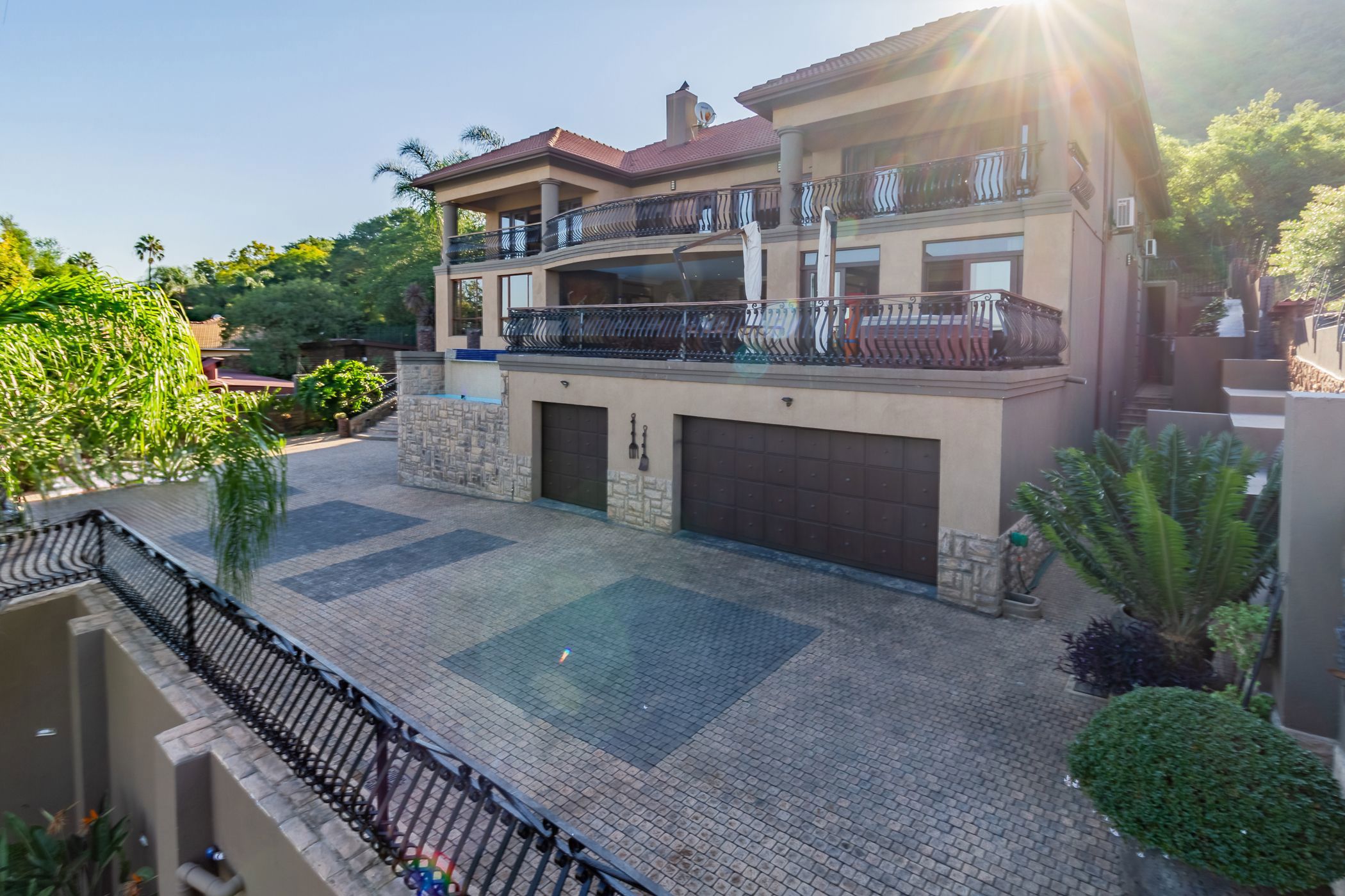 Multi-storey house sold in Schoemansville - 1HR1655267