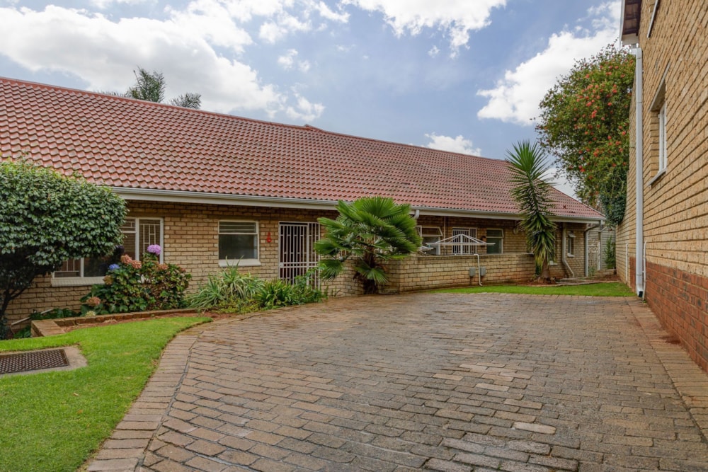 Townhouse for sale in Norkem Park - KTP1654137 Townhouse for sale in Norkem Park - KTP1654137