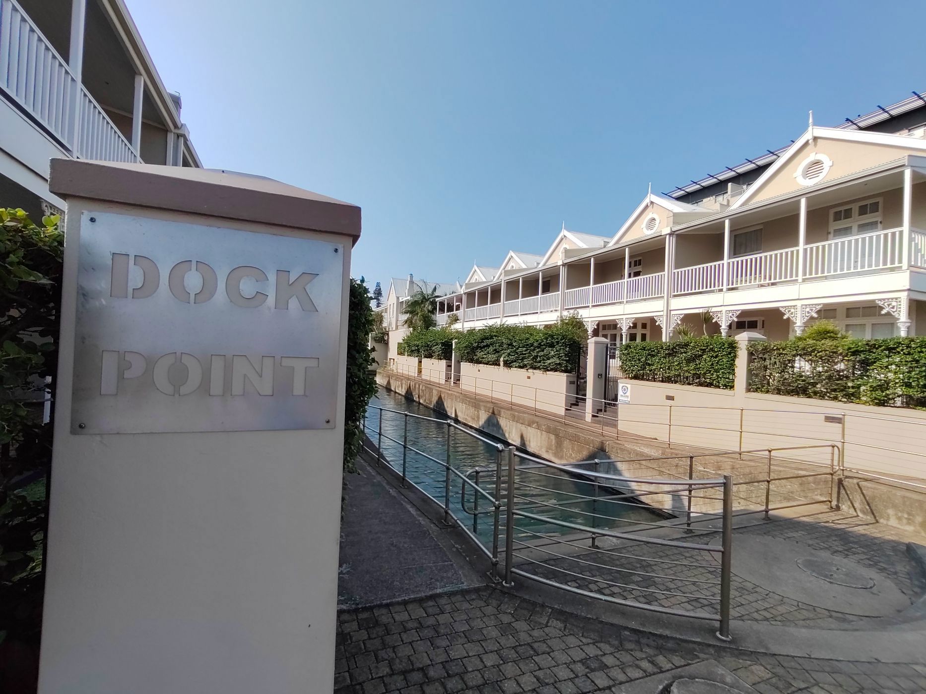 Townhouse for sale in Point Waterfront Durban - 1DA1654845