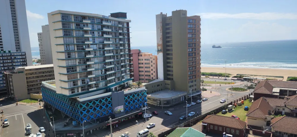Apartment for sale in South Beach Durban - 1DA1652784 Apartment for sale in South Beach Durban - 1DA1652784