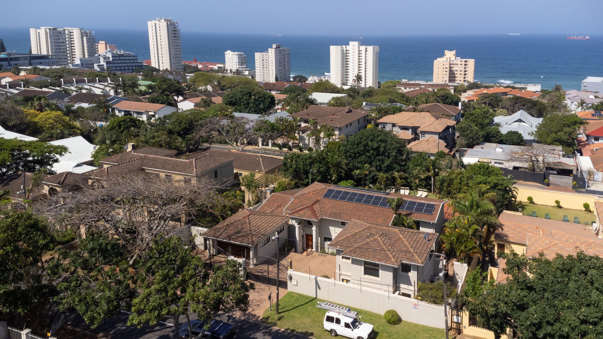 Guesthouse for sale in uMhlanga Rocks - 1ND1653923