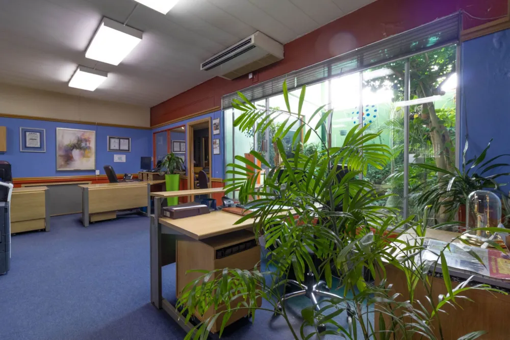 Commercial retail property for sale in New Redruth - 1AB1651150 Commercial retail property for sale in New Redruth - 1AB1651150