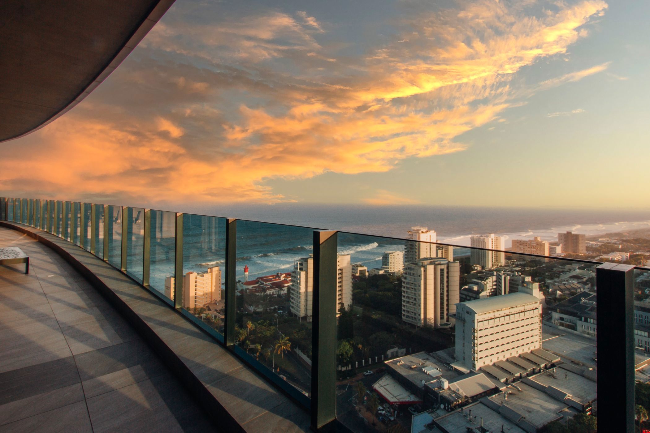 Penthouse apartment for sale in uMhlanga Rocks - 1ND1649359