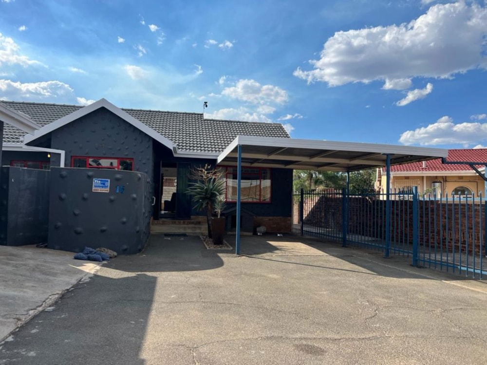 House for sale in  Monument Heights - 1KJ1655831