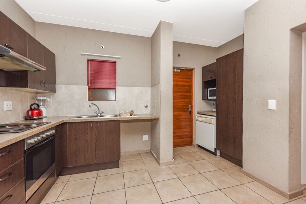 Apartment for sale in Douglasdale - FW1686499 Apartment for sale in Douglasdale - FW1686499