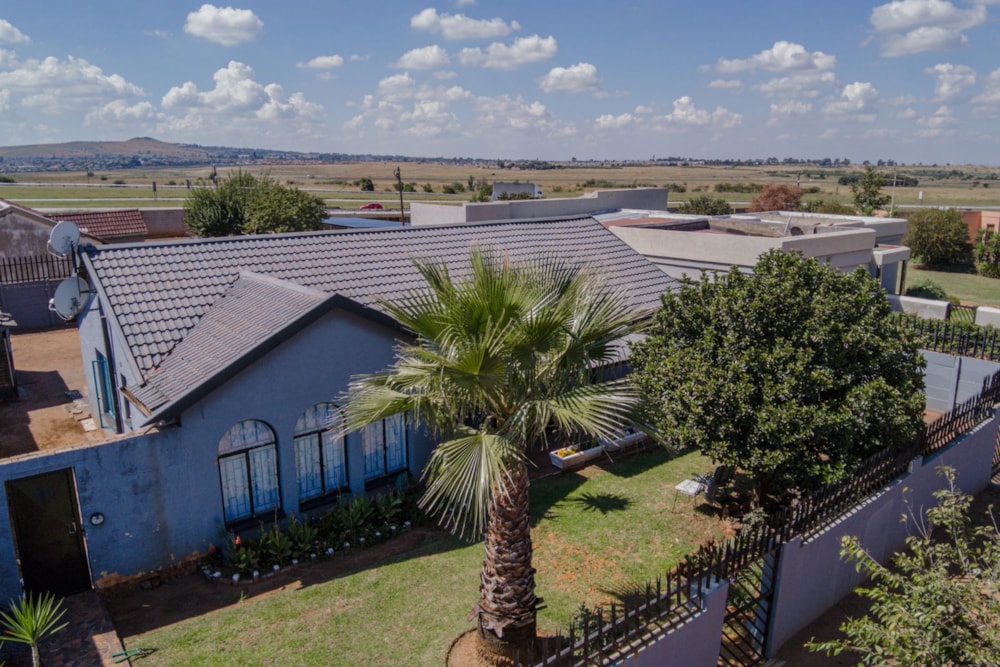 House sold in Lenasia - 1GV1654775 House sold in Lenasia - 1GV1654775