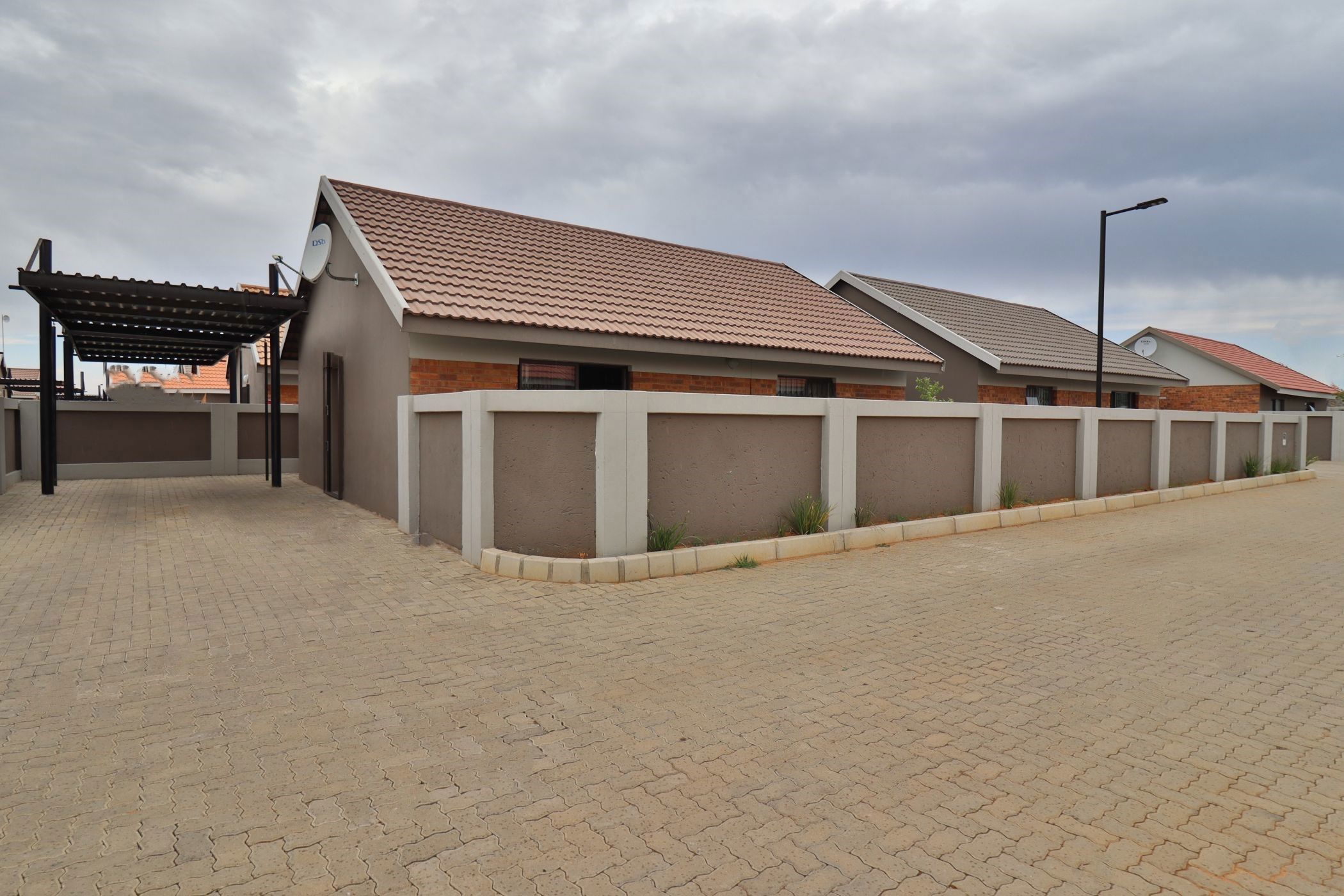 Townhouse for sale in Estoire - 1BX1653720