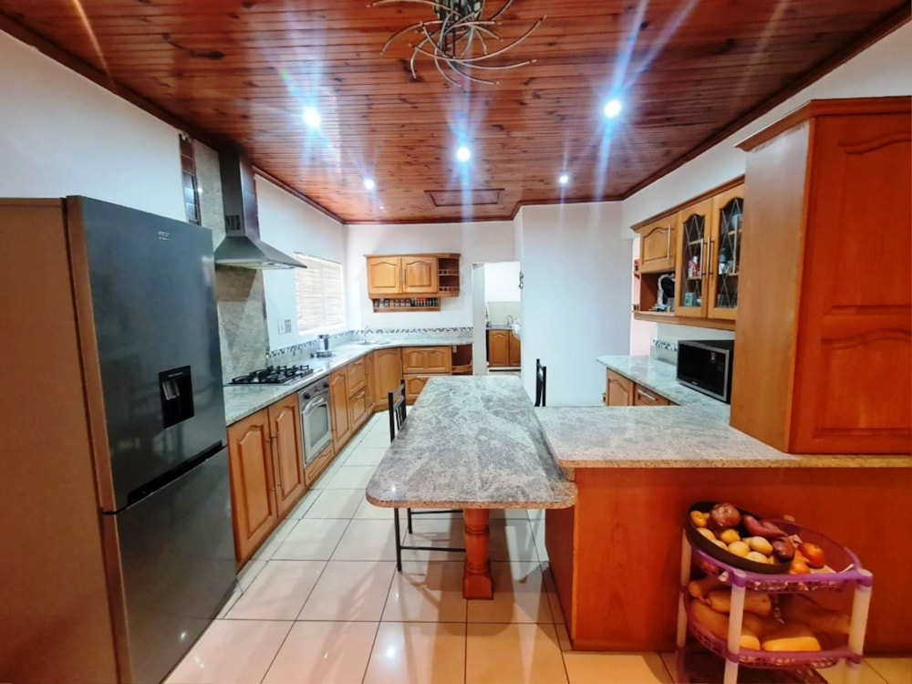 House for sale in Bombay Heights - 1PM1750538