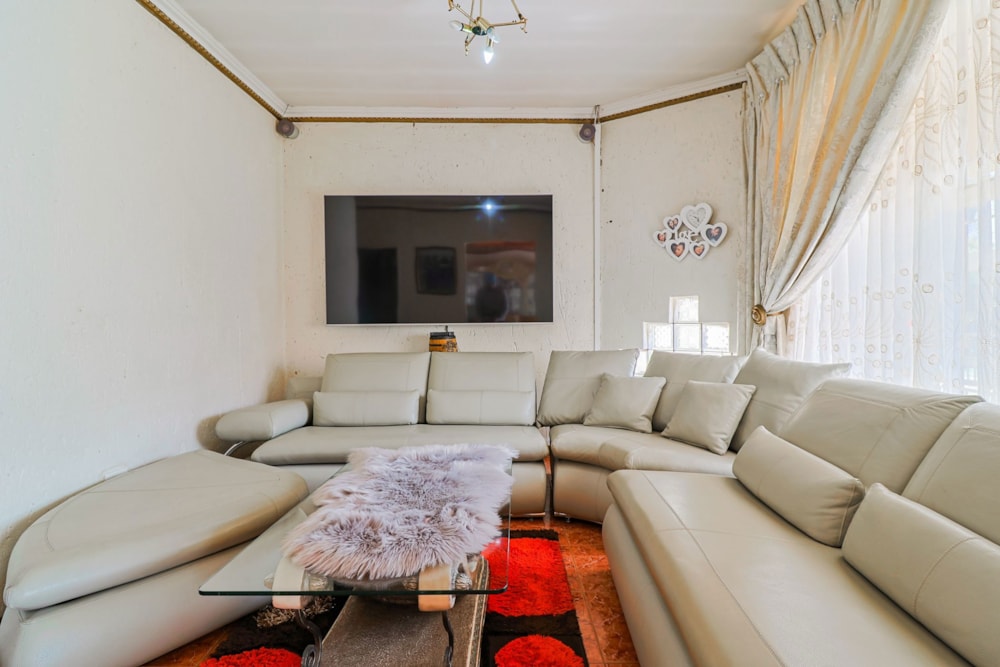 House sold in Lenasia South - 1GV1652582 House sold in Lenasia South - 1GV1652582