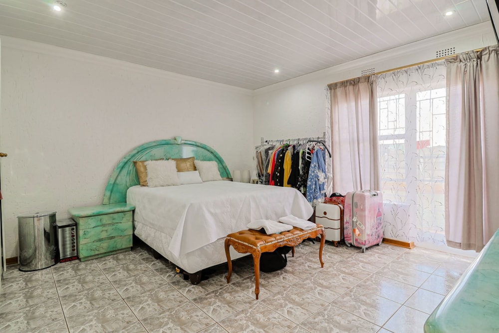 House sold in Lenasia South - 1GV1652582 House sold in Lenasia South - 1GV1652582