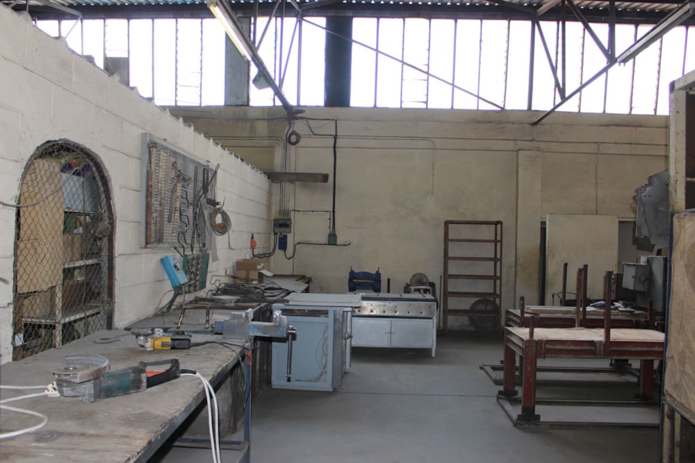 Commercial industrial property for sale in Graniteside, Zimbabwe - 3ZB1652918