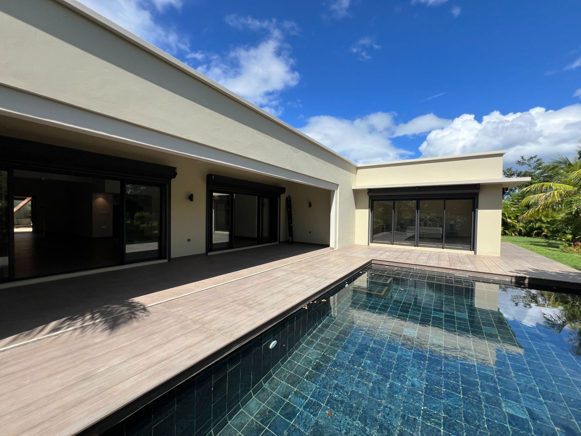 Security estate home for sale in Black River, Mauritius - MUR1653171