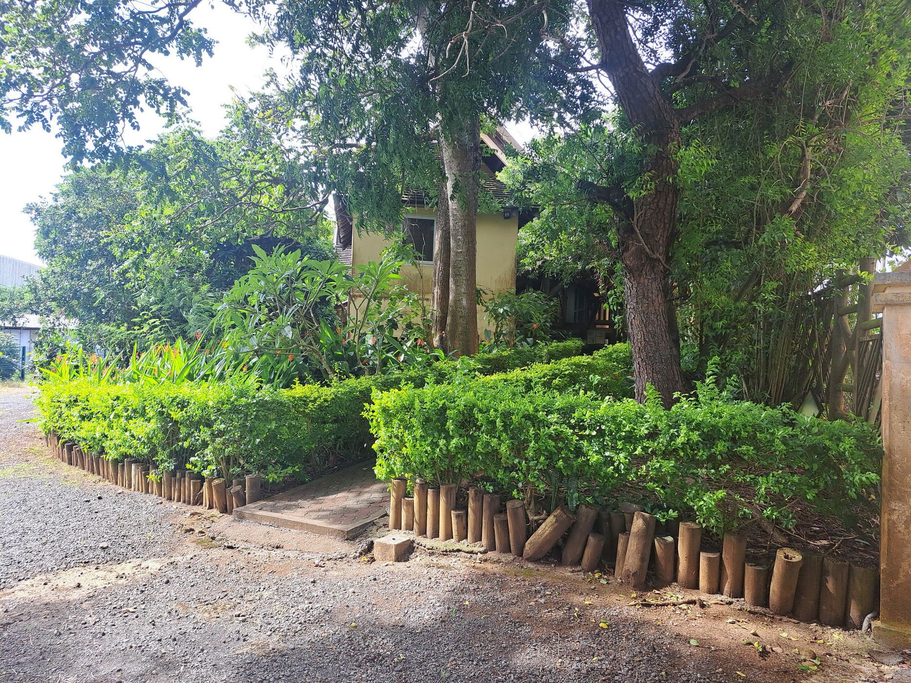 Commercial office to rent in Quatre Bornes, Mauritius - MUR1653096