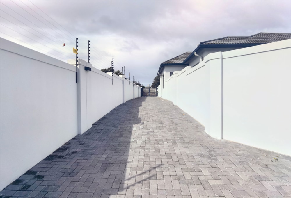 Double-storey house to rent in Upper Walmer - 1PLZ1705430 Double-storey house to rent in Upper Walmer - 1PLZ1705430