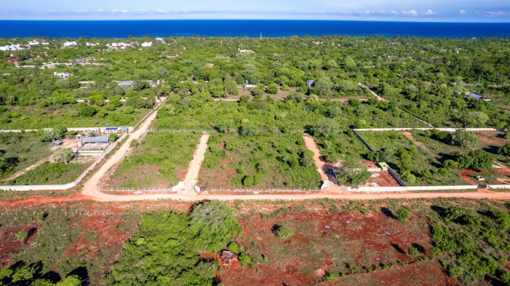 Residential vacant land for sale in Diani, Kenya - 3KE1653460