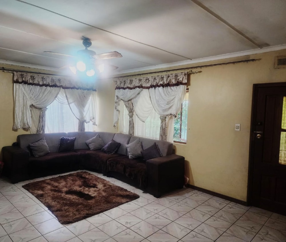 House for sale in Umzinto - 1si1653539 House for sale in Umzinto - 1si1653539