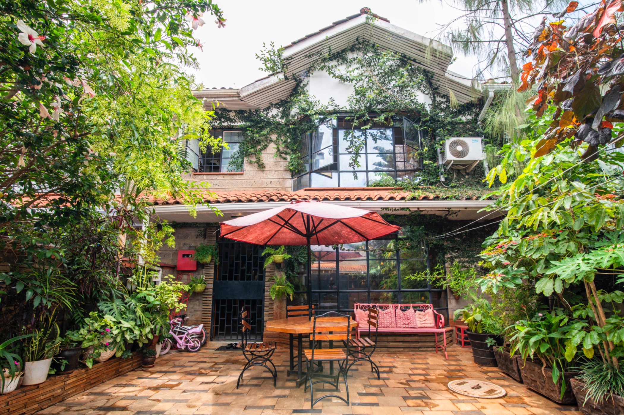 Townhouse for sale in Langata, Kenya - 3KE1693100