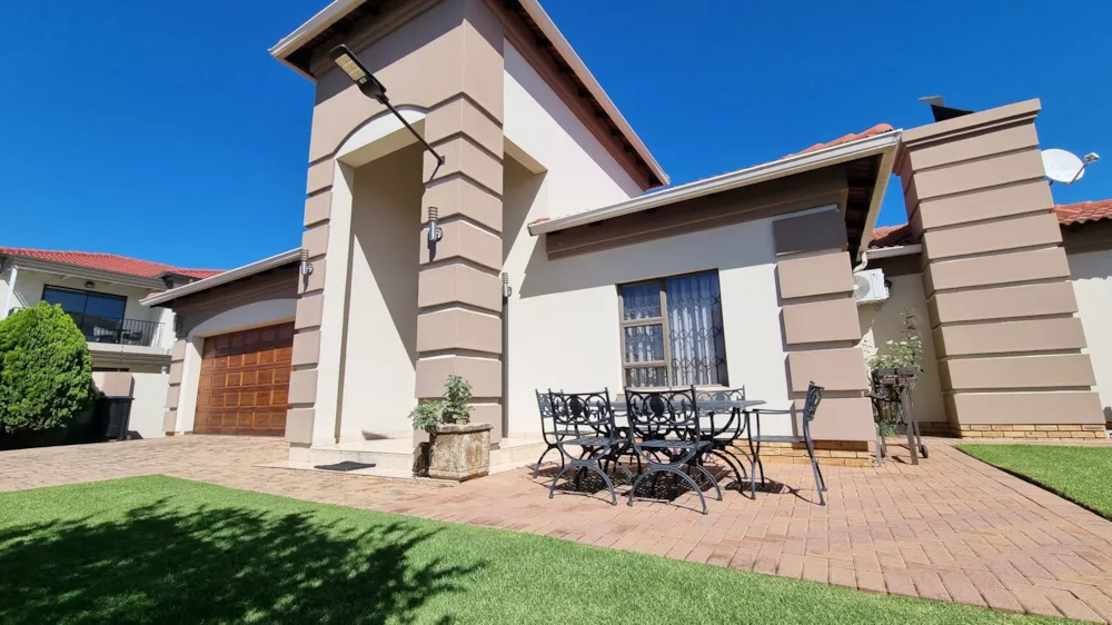 House for sale in Vanderbijlpark SE 8 - 1VT1653716 House for sale in Vanderbijlpark SE 8 - 1VT1653716