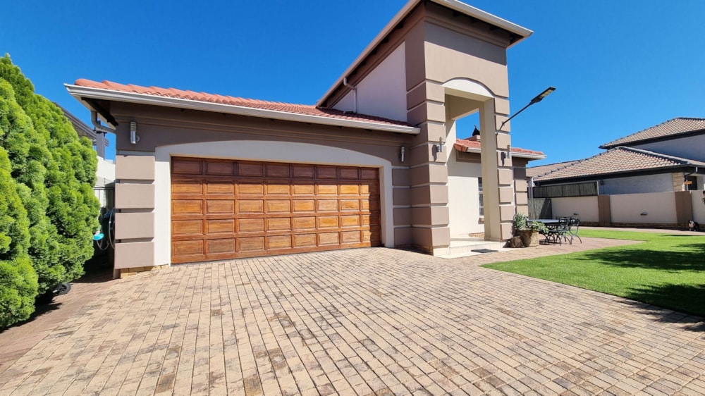 House for sale in Vanderbijlpark SE 8 - 1VT1653716 House for sale in Vanderbijlpark SE 8 - 1VT1653716