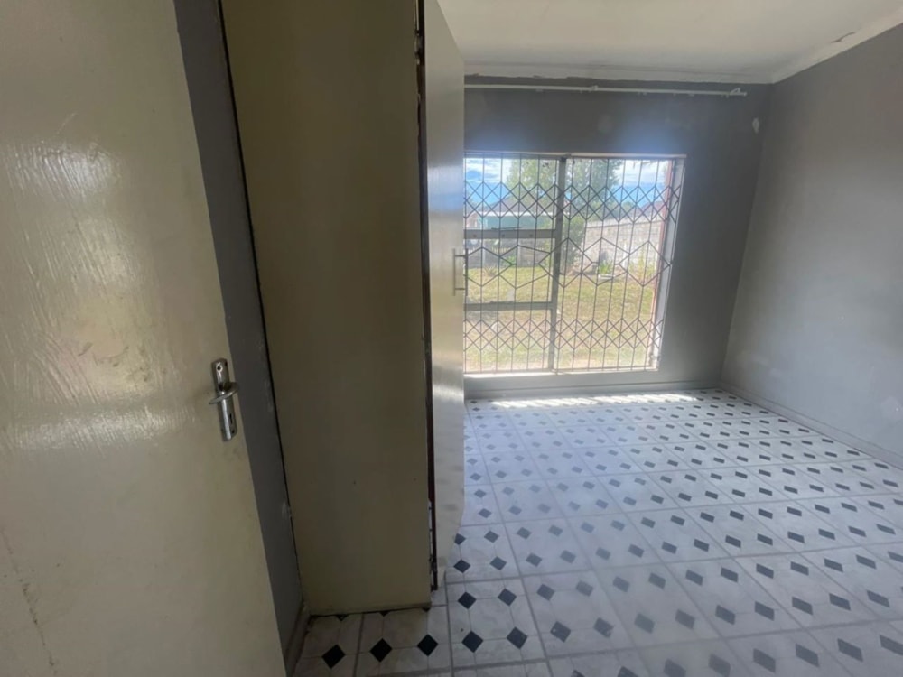 House for sale in Hillcrest, Mthatha - 1MH1654840