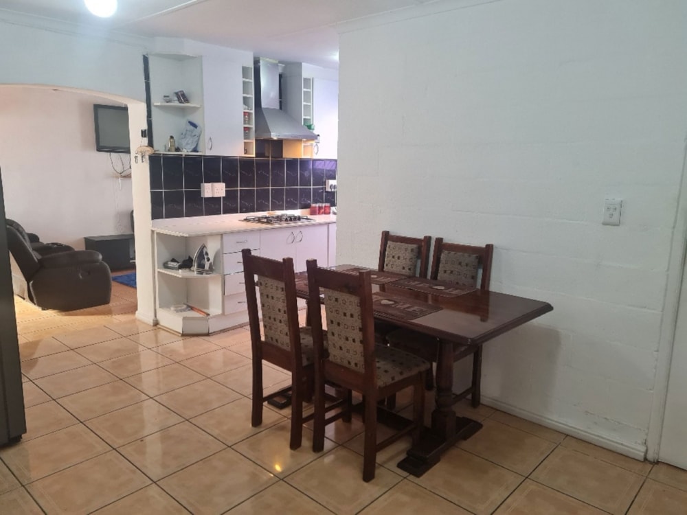 House to rent in Rocklands, Mitchells Plain - 1MN1727246