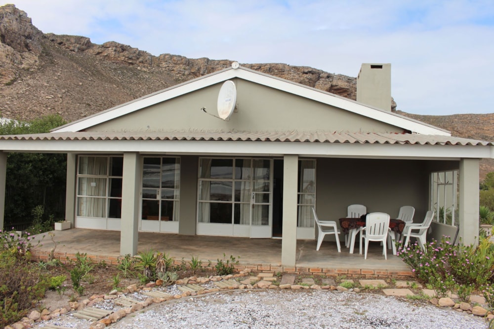 House sold in Elands Bay - LA1654357