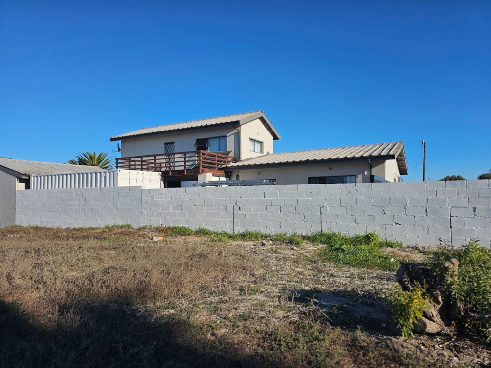 Vacant land for sale in Middedorp, Langebaan - LA1654348