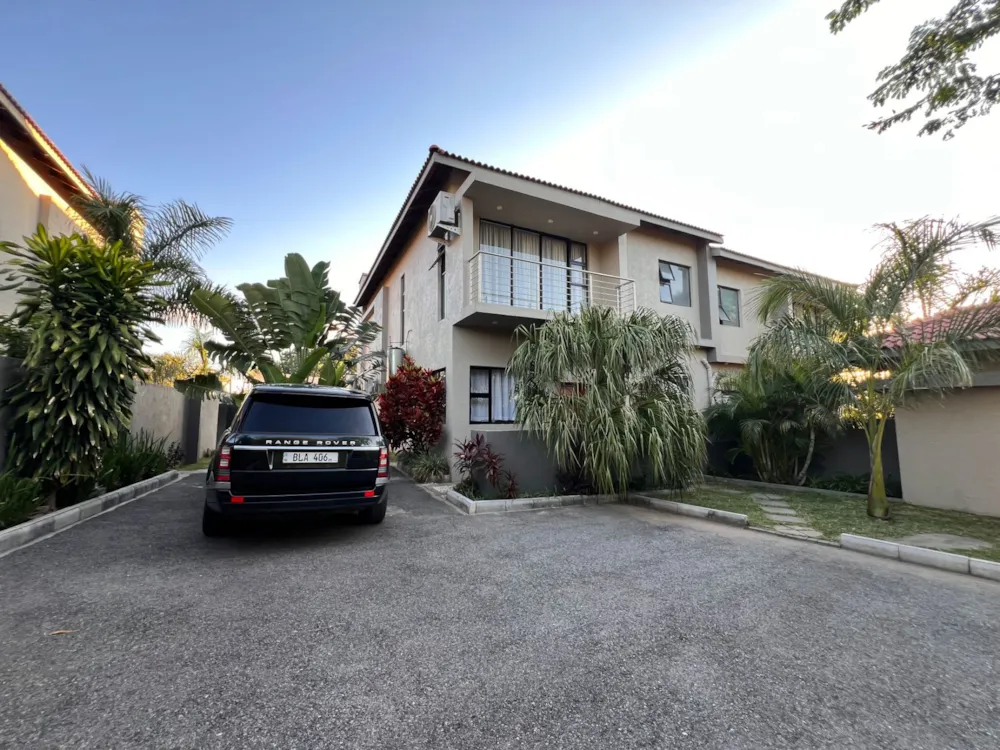 Double-storey apartment to rent in Roma, Zambia - 3ZA1746434