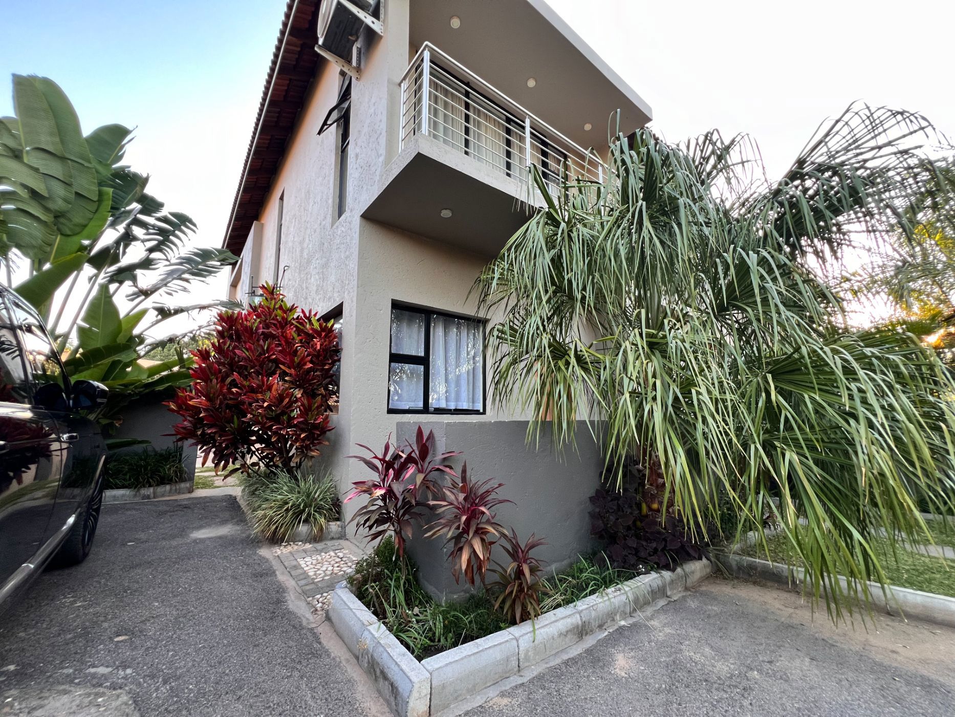 Double-storey apartment to rent in Roma, Zambia - 3ZA1654397