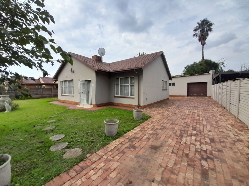 House for sale in Vanderbijlpark SE 6 - 1VT1654430