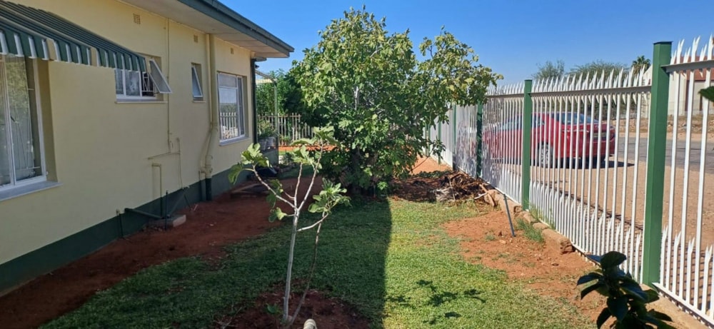 House for sale in Lemoendraai - 1KAH1654637