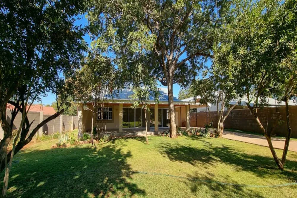 Townhouse for sale in Victoria Falls, Zimbabwe - 3ZB1654606 Townhouse for sale in Victoria Falls, Zimbabwe - 3ZB1654606