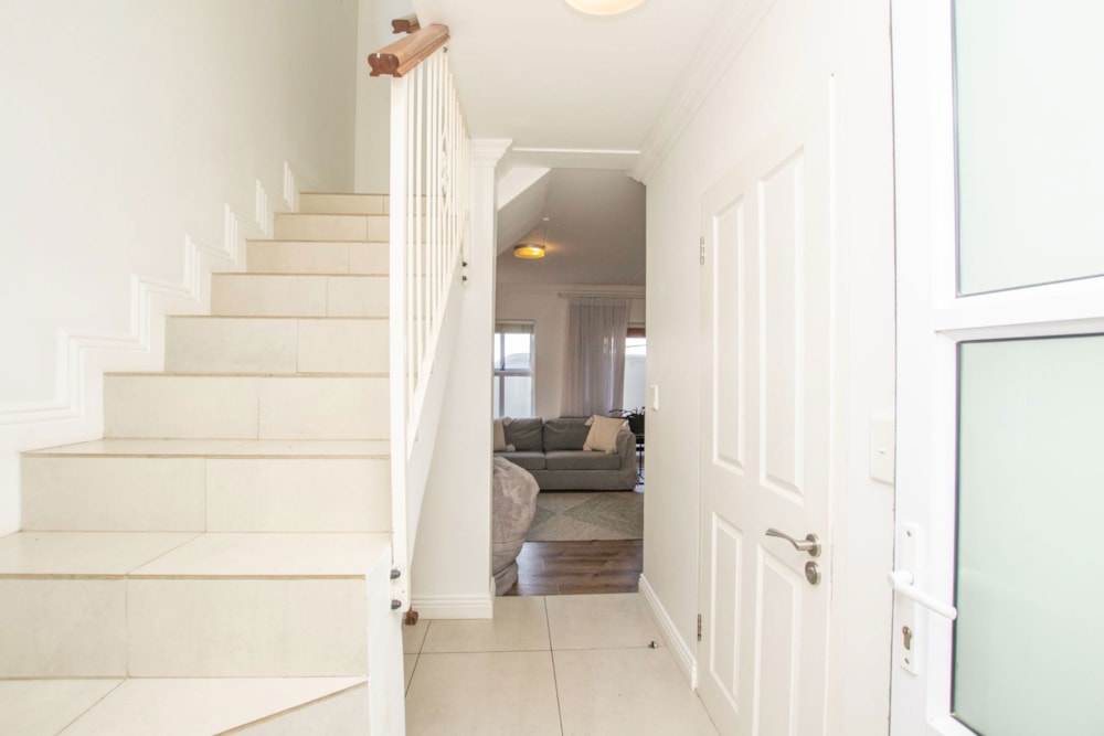 Apartment sold in Nooitgedacht Estate - ST1654828 Apartment sold in Nooitgedacht Estate - ST1654828