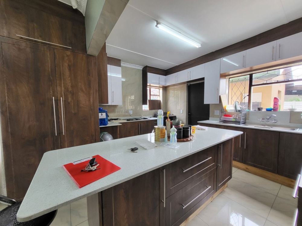 House to rent in Veldenvlei - 1RY1723377 House to rent in Veldenvlei - 1RY1723377