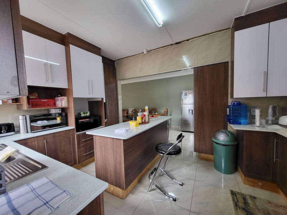 House to rent in Veldenvlei - 1RY1723377 House to rent in Veldenvlei - 1RY1723377